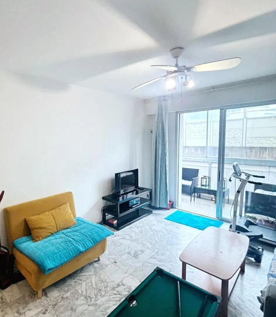 T1 Bord De Mer Nizza Apartman